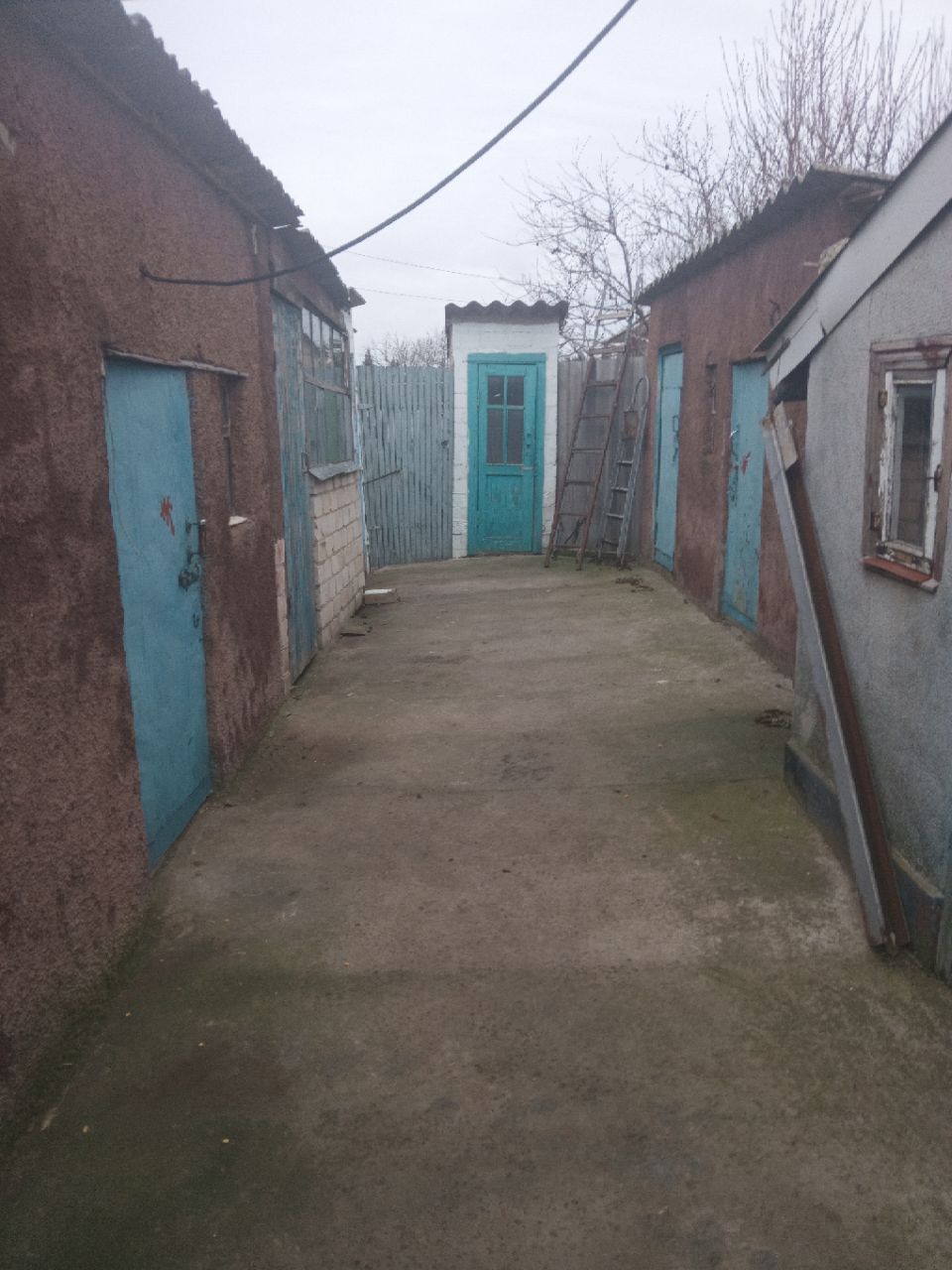 Продам дом в центре села