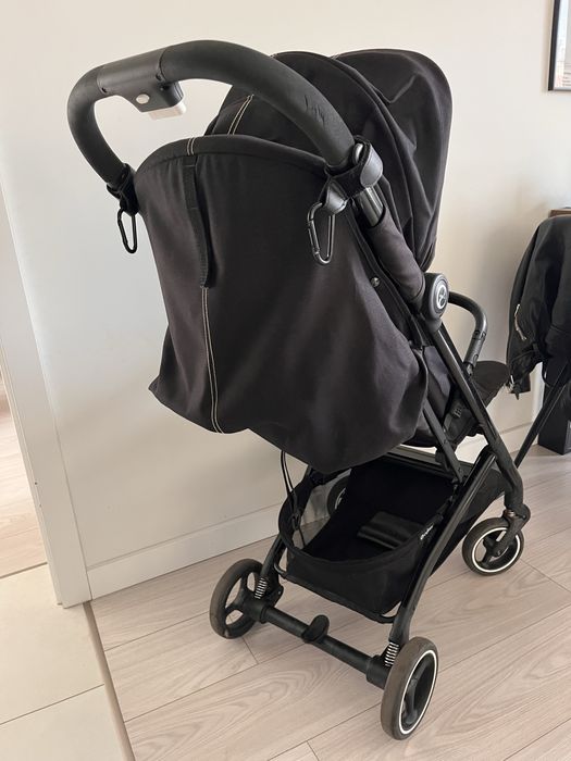 Wózek spacerowy Cybex Beezy 2.0 czarny