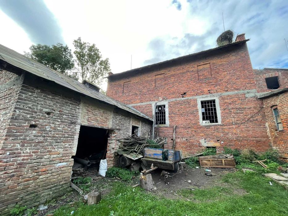 Продається старий автентичний  млин 10 км до кордону