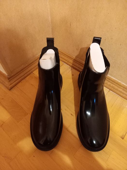 Чорні лаковані черевики 42 28 см
