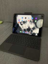 iPad 9 gen 64gb plus klawiatura Logitech