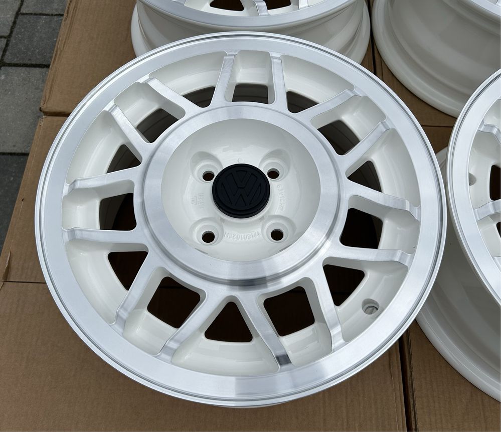 Oryginalne felgi VW 4x100 14" Golf 1 2 Scirocco GTI Avus Snowflake