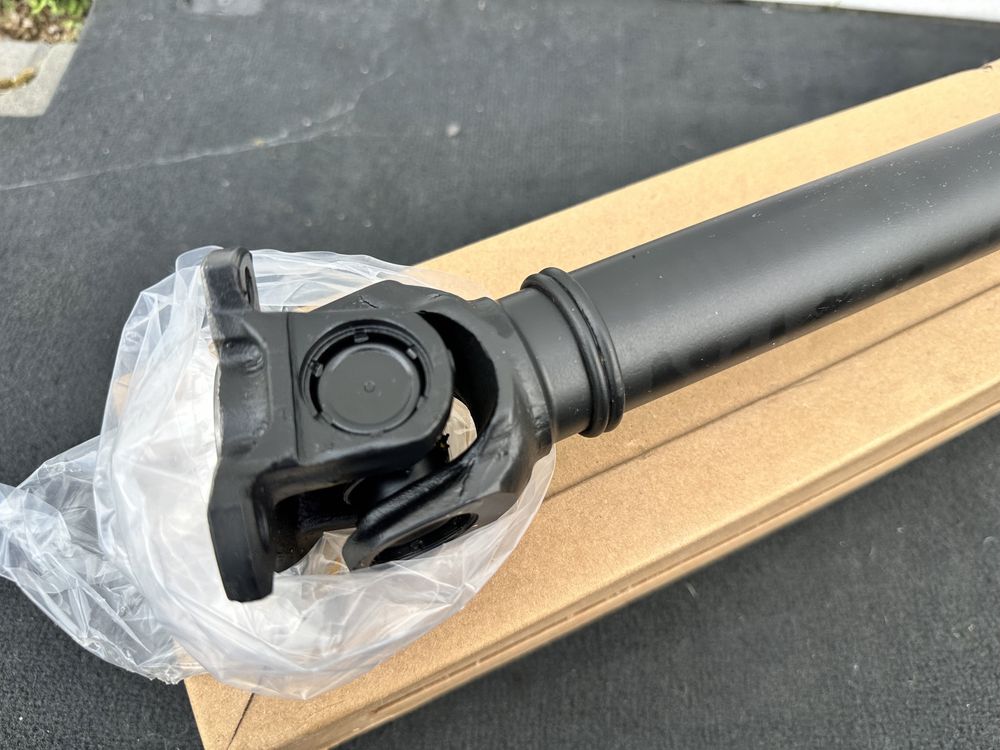 Bmw F20 F30 F31 F32 F36 кардан передній бмв 2 3 4 серія кардан коробки
