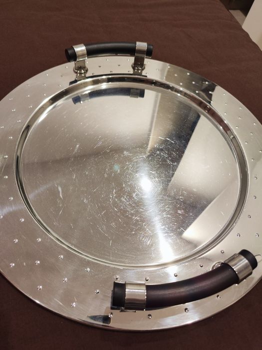 Bandeja em aço inoxidável Alessi