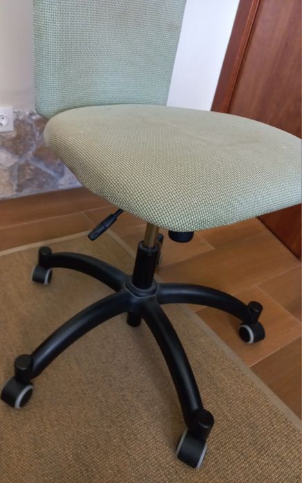 Cadeira de secretaria