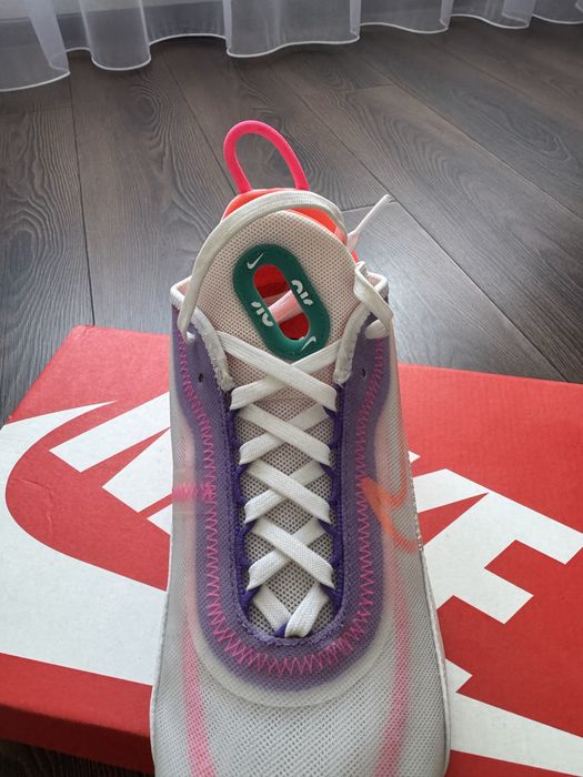 Кросівки NIKE air max 2090