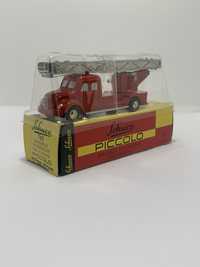 Magirus Schuco Piccolo 745 escala 1:90