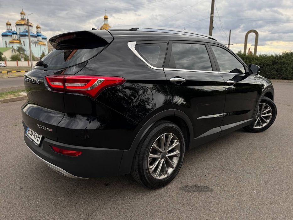Chery Jetour X70 7 мест