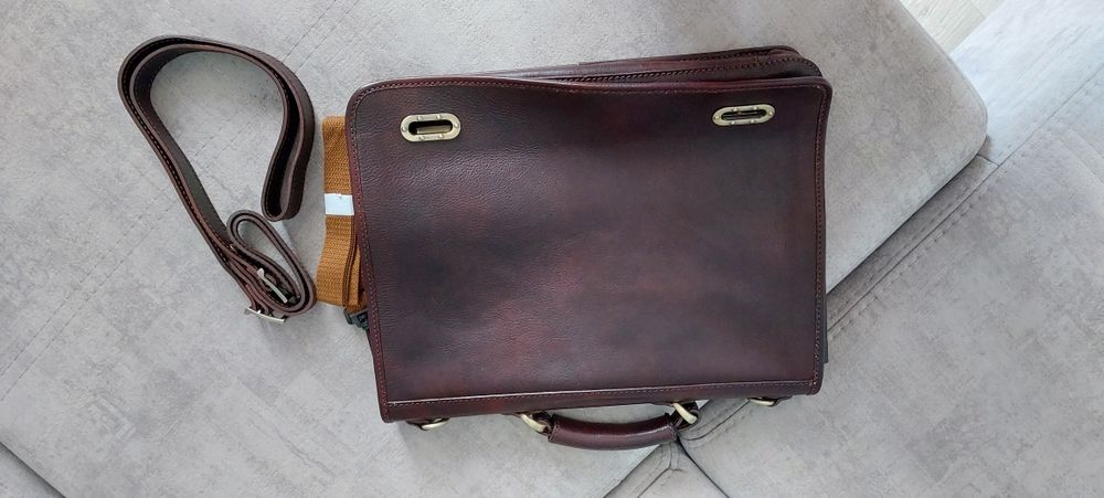 Портфель Vera Pelle из натуральной кожи