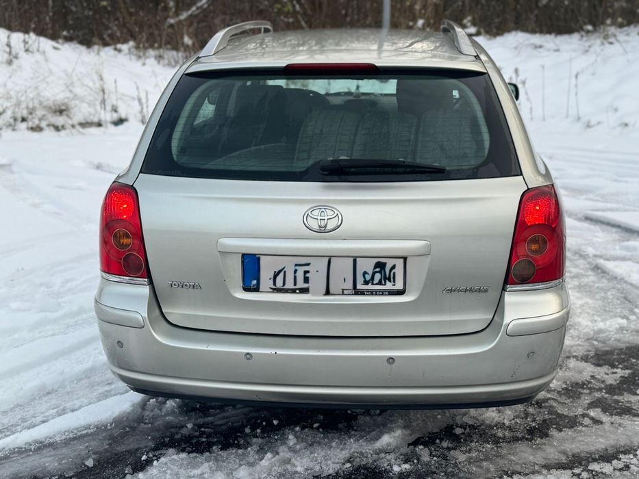 Toyota Avensis 2.0D4D для ЗСУ