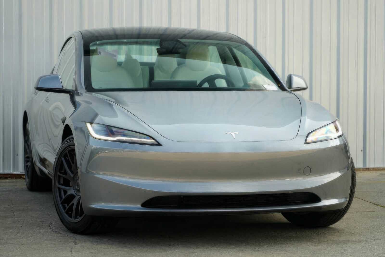 2025 Tesla Model 3 Long Range