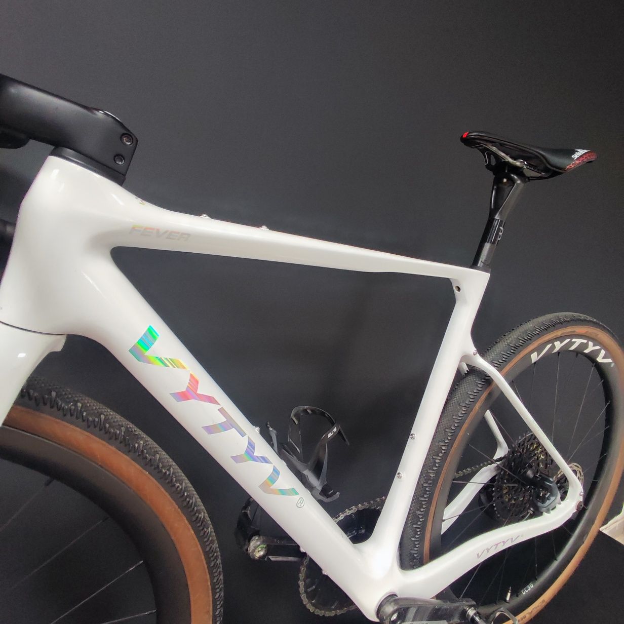 Rower VYTYV Fever SL Carbon 520 / SRAM AXS XX1 Force / VYTYV GC36 Carb