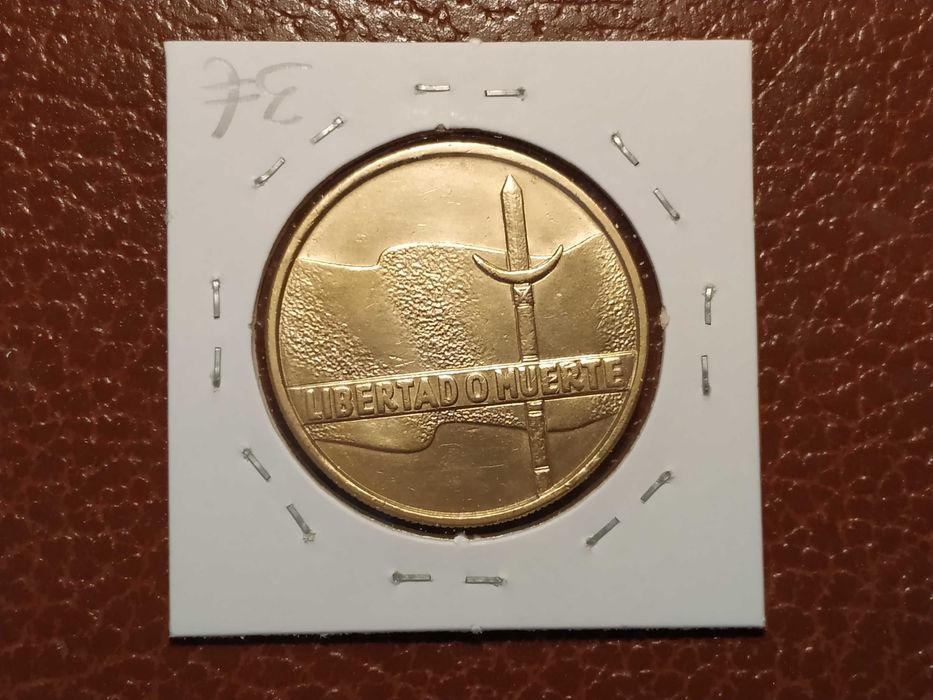 Uruguai - moeda comemorativa de 5 pesos de 1975 (liberdade ou morte)
