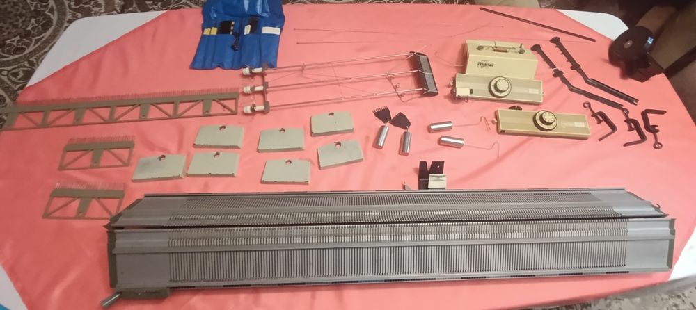 продаётся двухфантурная вязальная машина veritas 360