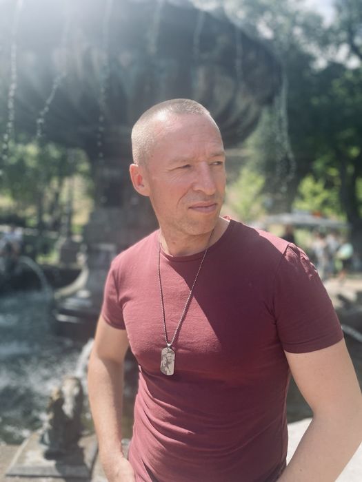 Вчитель з вокалу