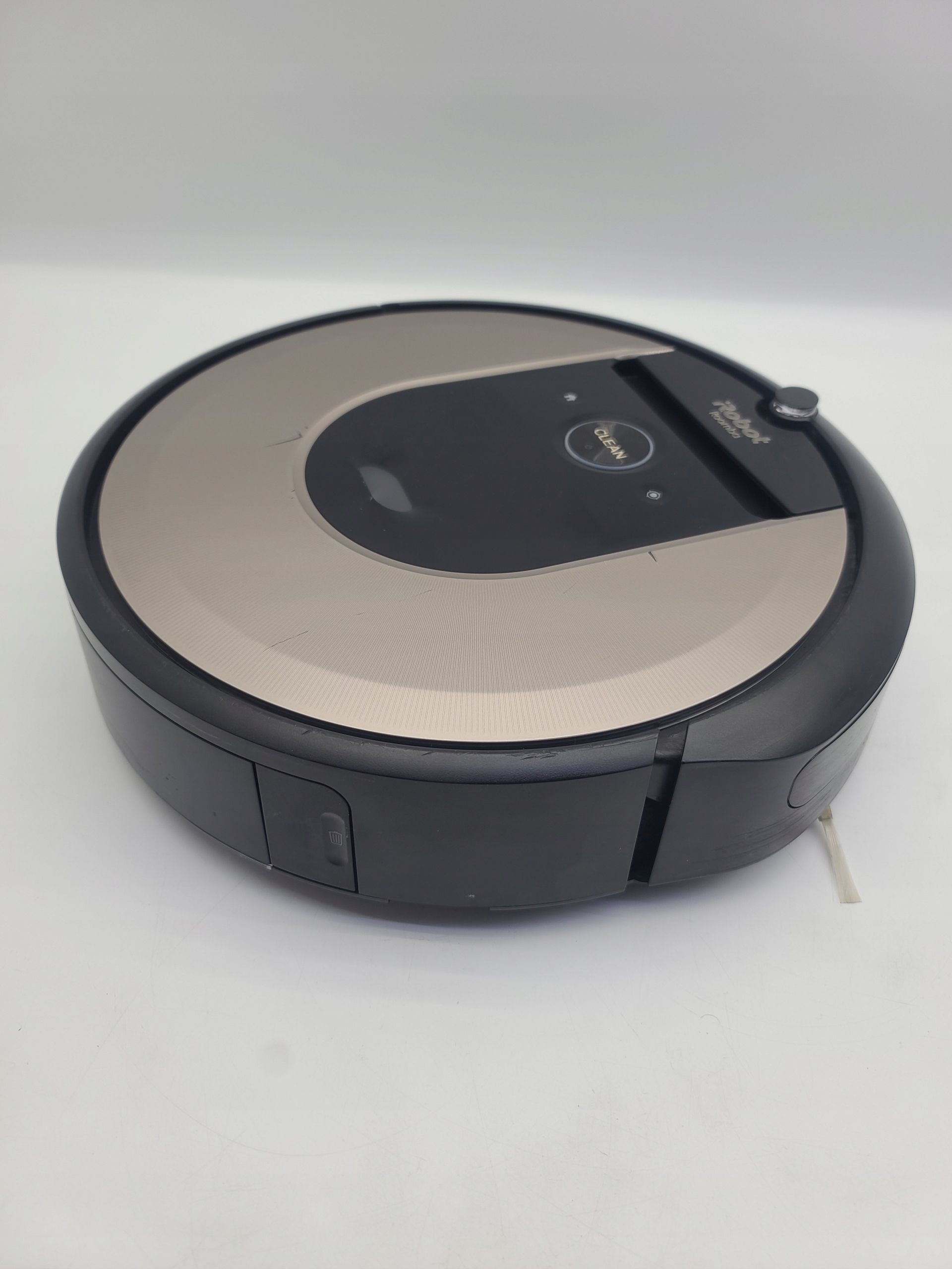 Robot sprzątający iRobot Roomba i6