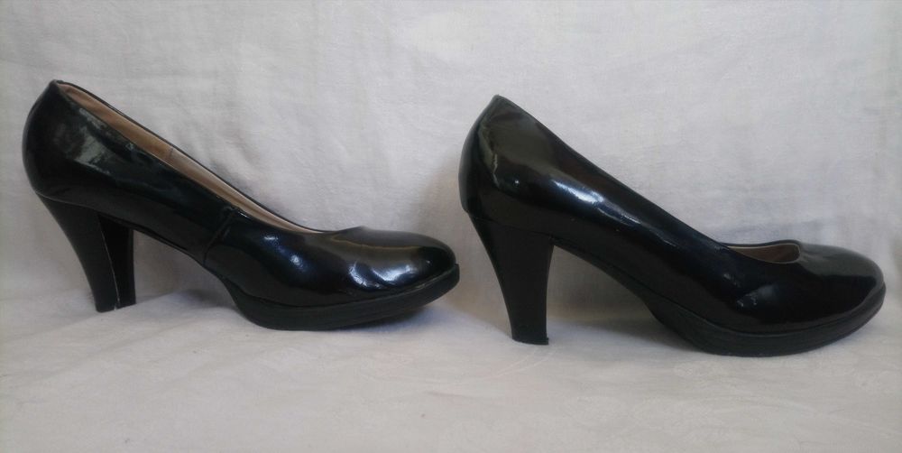 Туфлі чорні лакова шкіра розмір 39 підбор і платформа