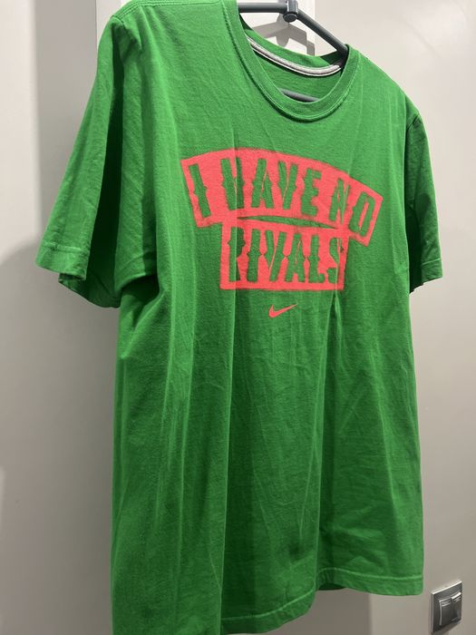 Продам футболку nike : 550 грн