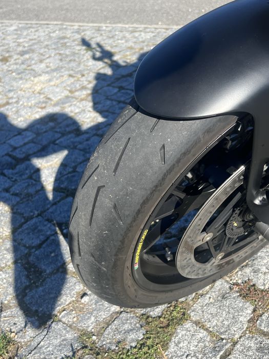 Ducati Streetfighter V4s Red 2023