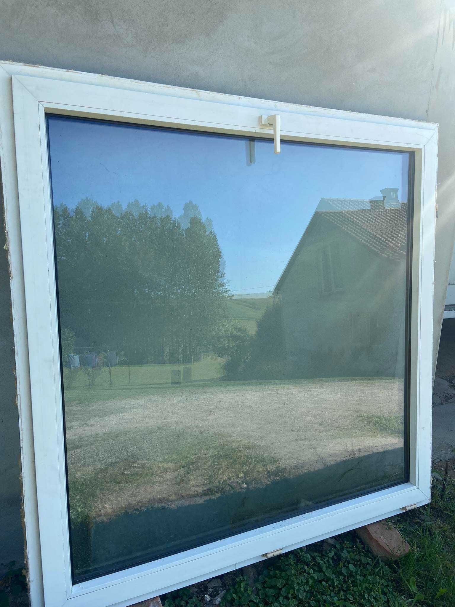 Okno PCV  2-szybowe fasadowe 1500x1500 mm uchylne białe