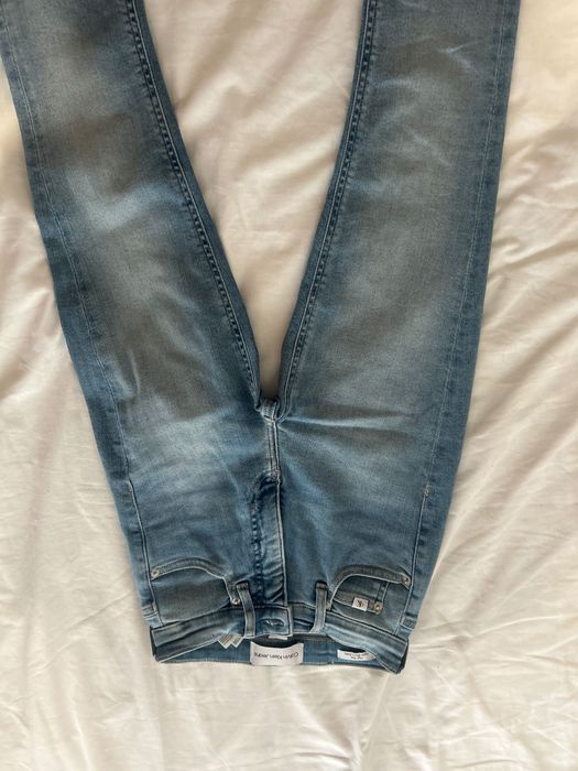 Calça jeans calvin klein nova, apenas tirei a etiqueta