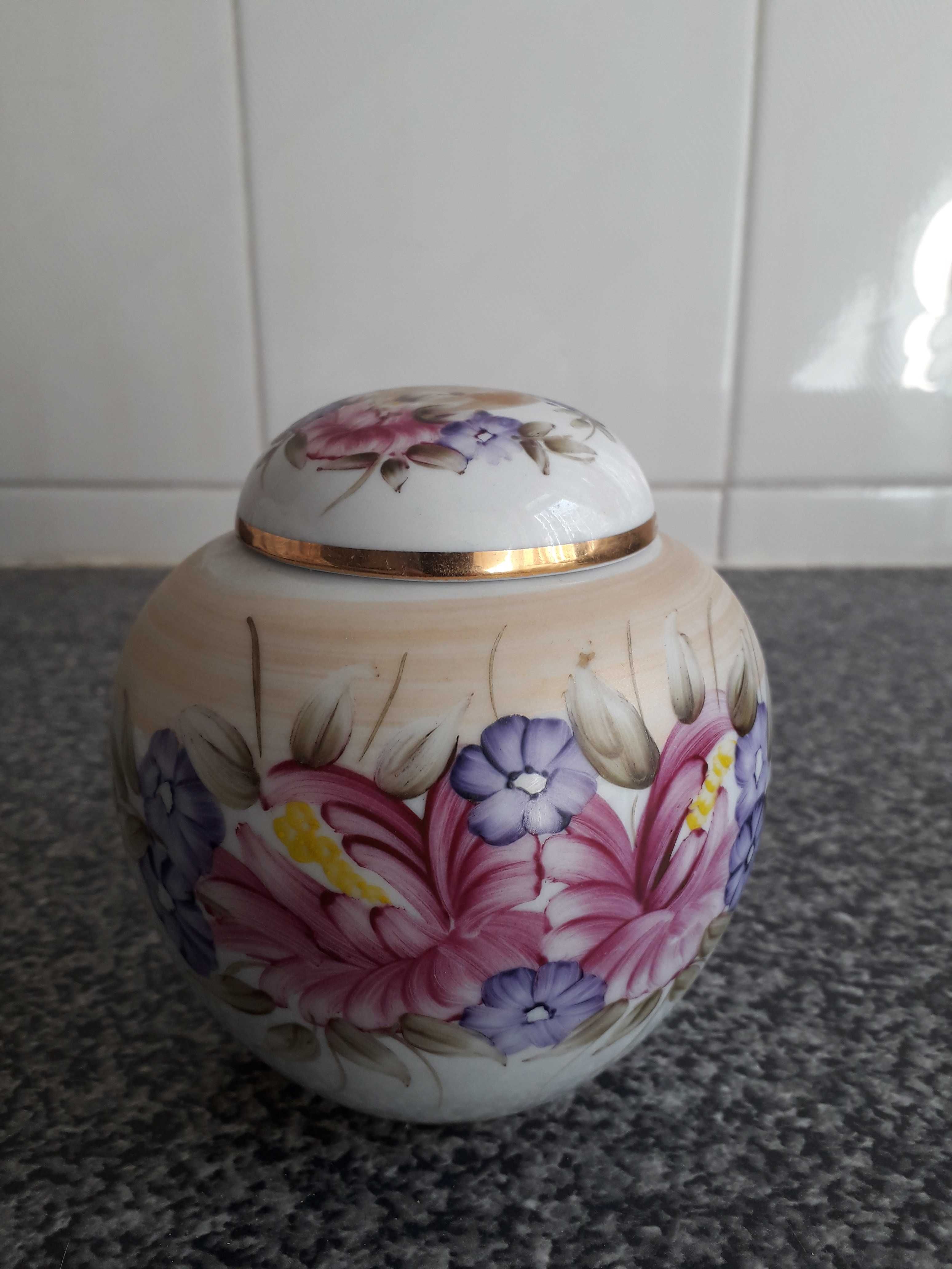 Lindo pote de porcelana pintado à mão