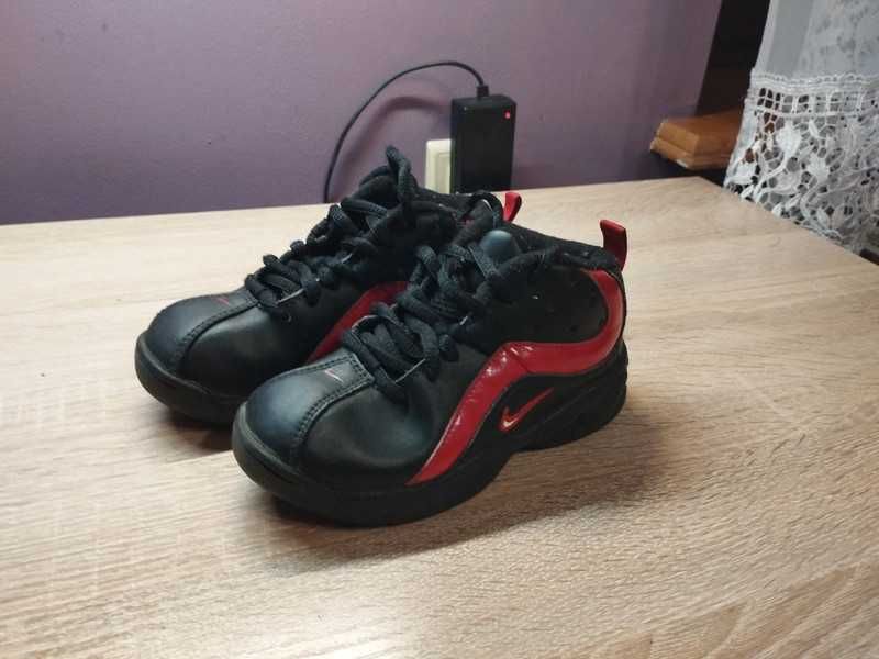 Chłopięce buty Nike rozmiar 27