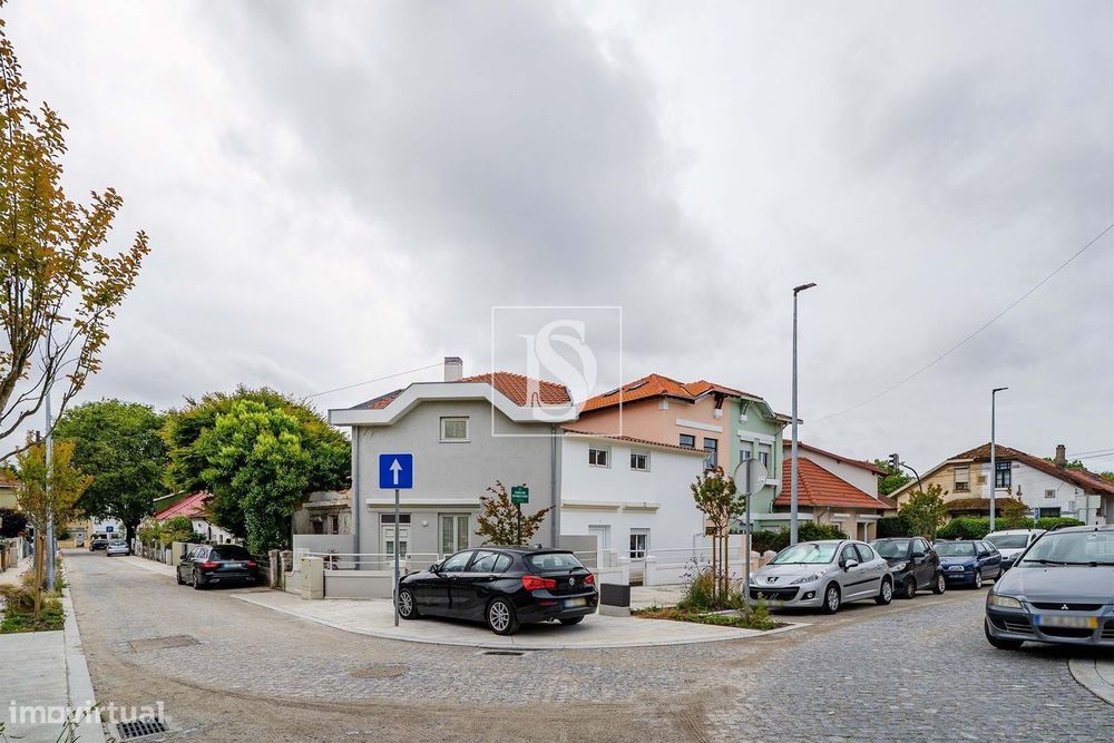 Moradia T2 Nova, Campo Alegre, Porto