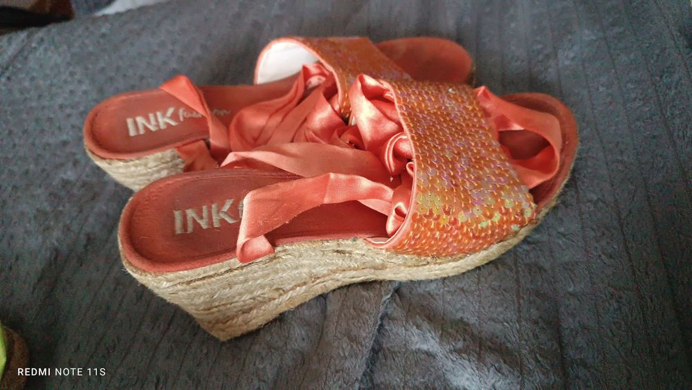 Sandálias número 37