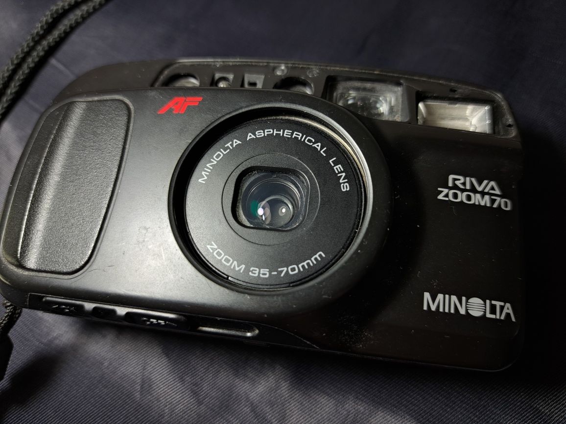 Фотоаппарат Minolta Riva zoom 70. aspherical lens , zoom 35-70mm