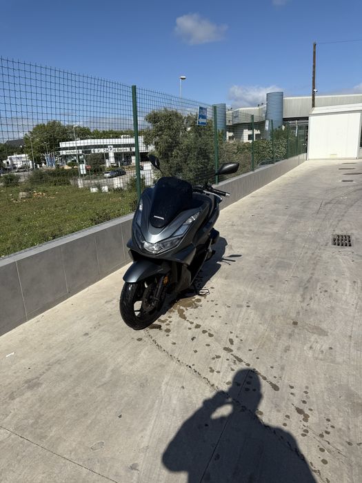Vendo PCX 2022 cinza