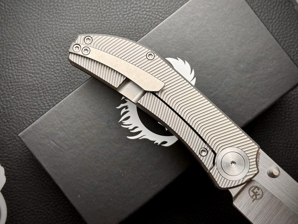 Нож Chevron Titanium Front Flipper Satin Matthew Christensen MagnaCut