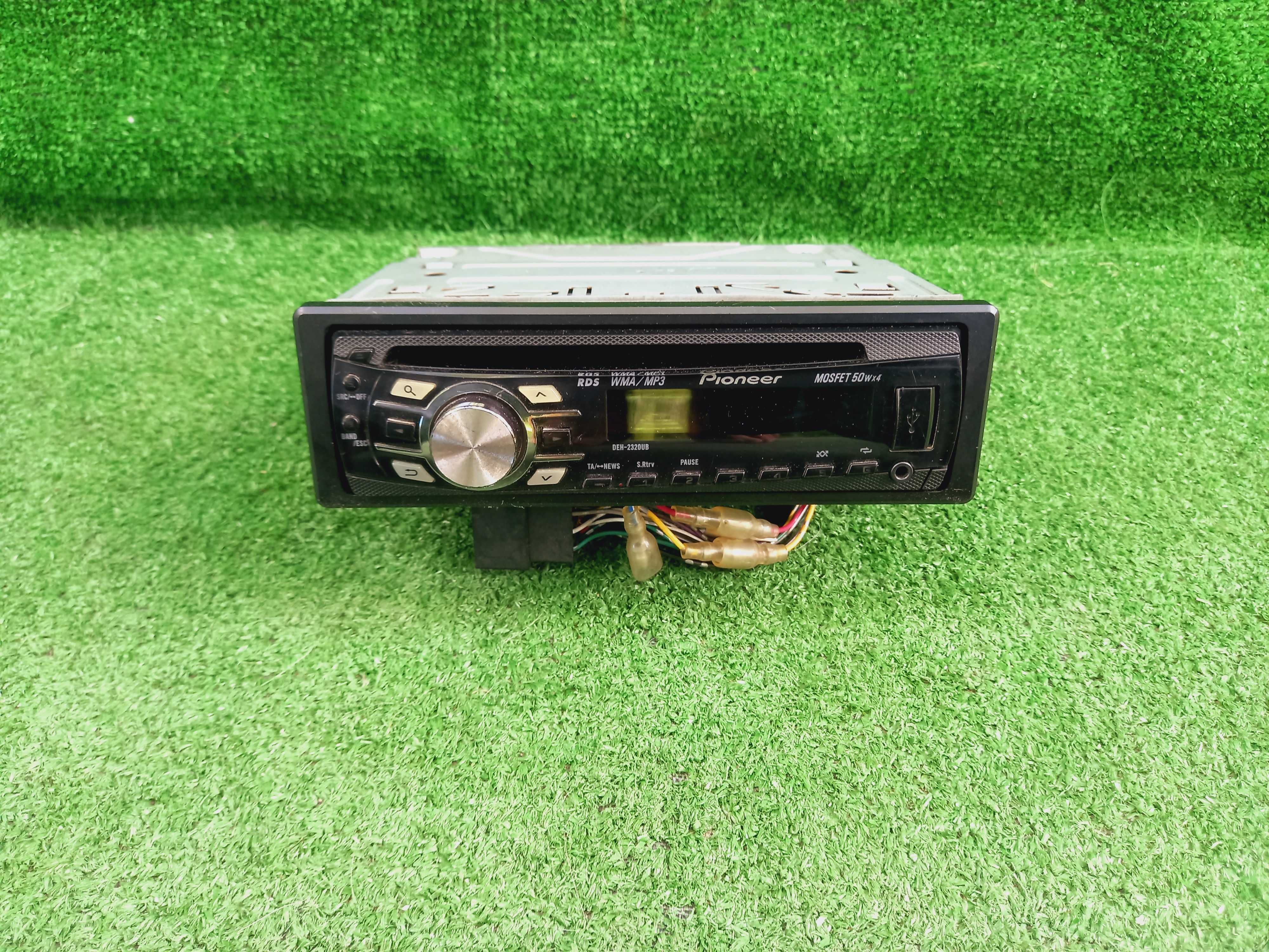 Radio samochodowe Pioneer DEH-2320UB 4x50W CD USB MP3 wiązka kieszeń