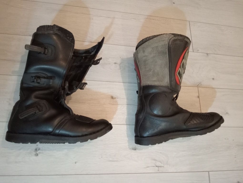 Buty ochronne na motor
