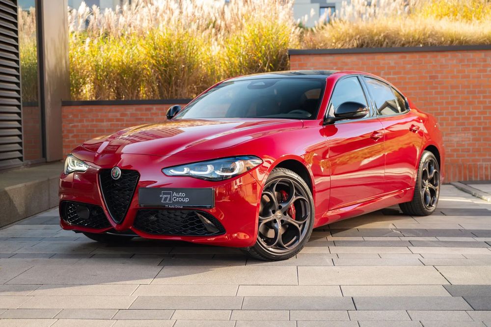 Alfa Romeo Giulia Pamięć Harman Kardon Led Matrix Gwarancja FV 23% / cesja leasingu