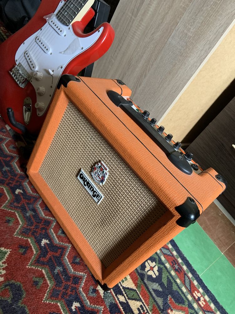 Ектрогітара Squier Stratocaster з комбопідсилювачем
