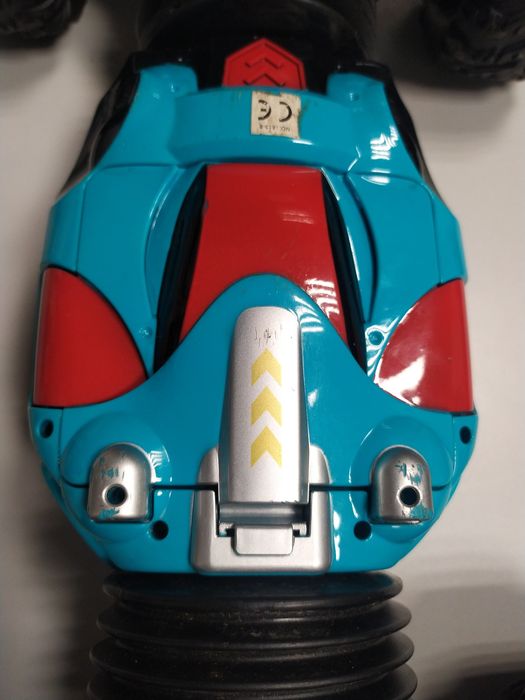 Interaktywne auto terenowe