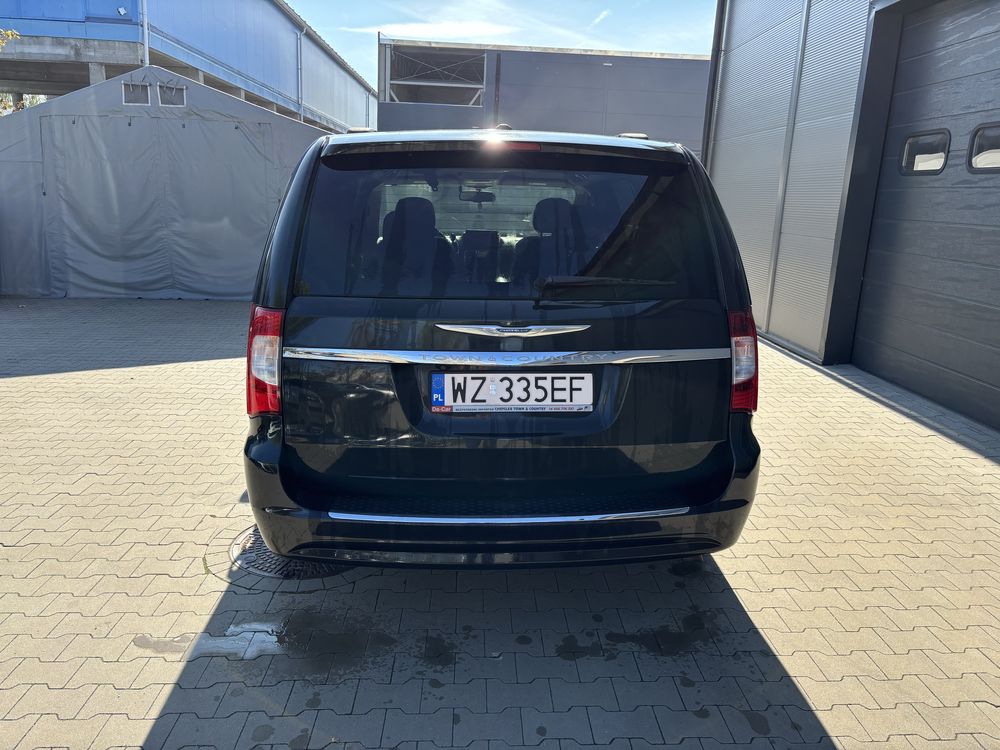 Chrysler Town & Country Grand Voyager 7 os.