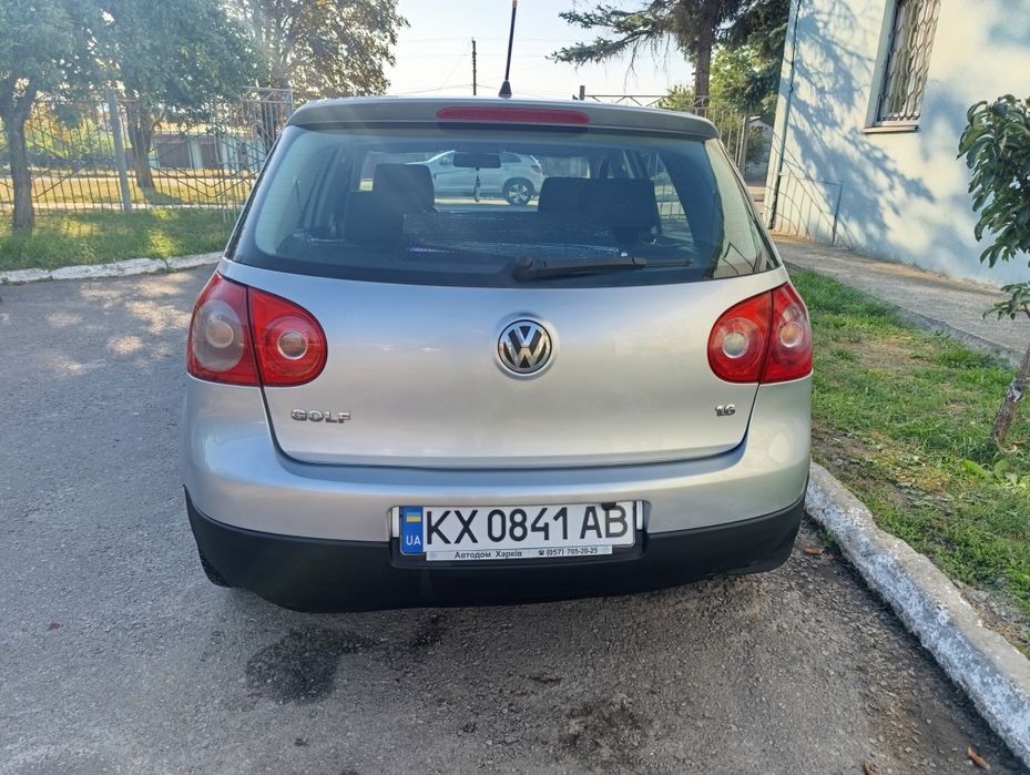 Продам гарний обслужений автомобіль