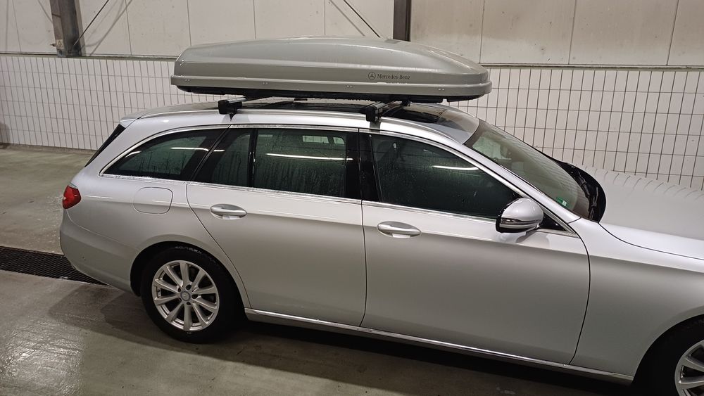 Box dachowy i relingi mercedes