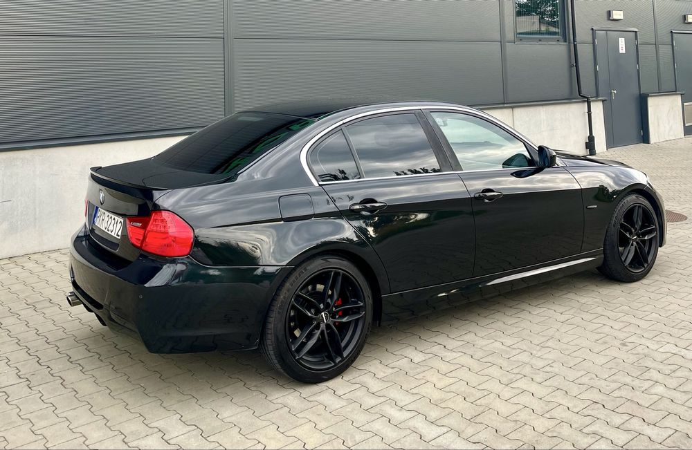 BMW Seria 3 E90 3.0 Benzyna Lift Sedan M-Pakiet