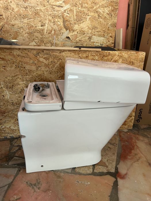 Vaso sanitário usado com caixa acoplada