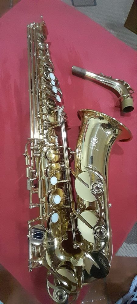 Saxofone yamaha YAS-62