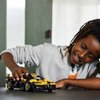 Конструктор LEGO TECHNIC Bugatti Bolide!  42151