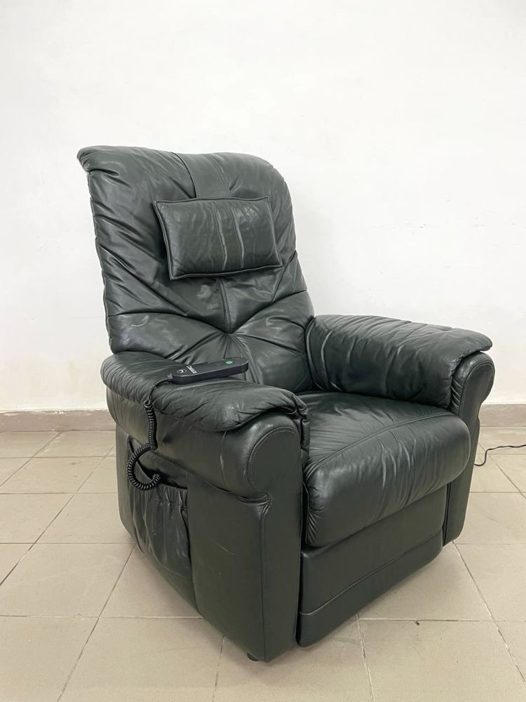 Крісло шкіряне електро реклайнер кресло 2286
