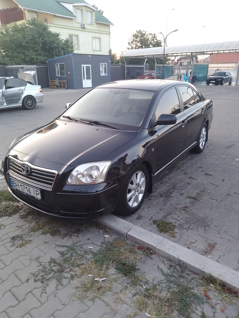 Продам Тойоту Авенсис на автомате