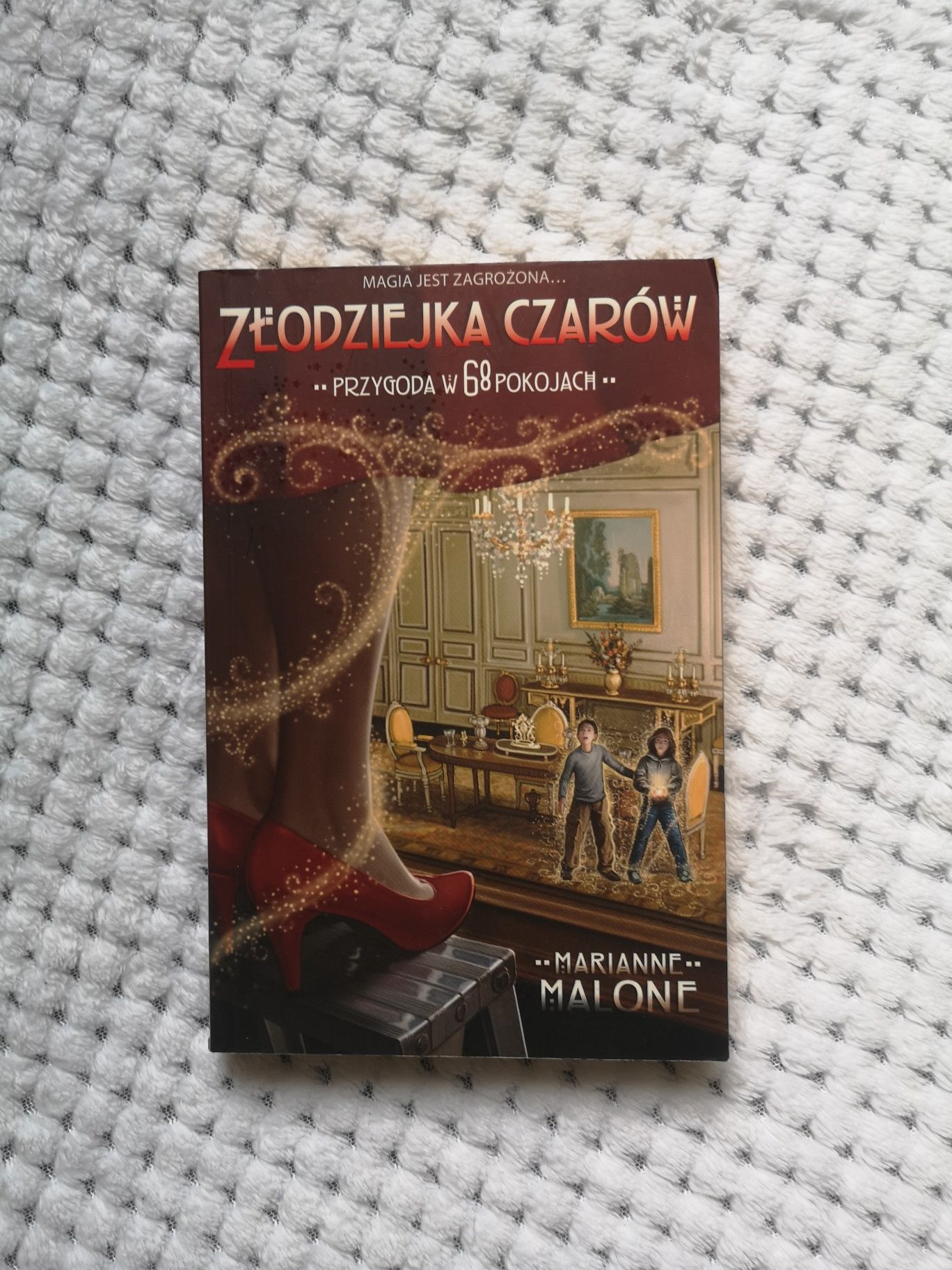 Złodziejka czarów - Marianne Malone