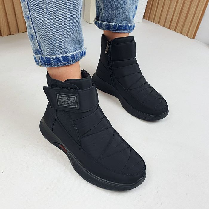 Жіночі черевики зимові чорні