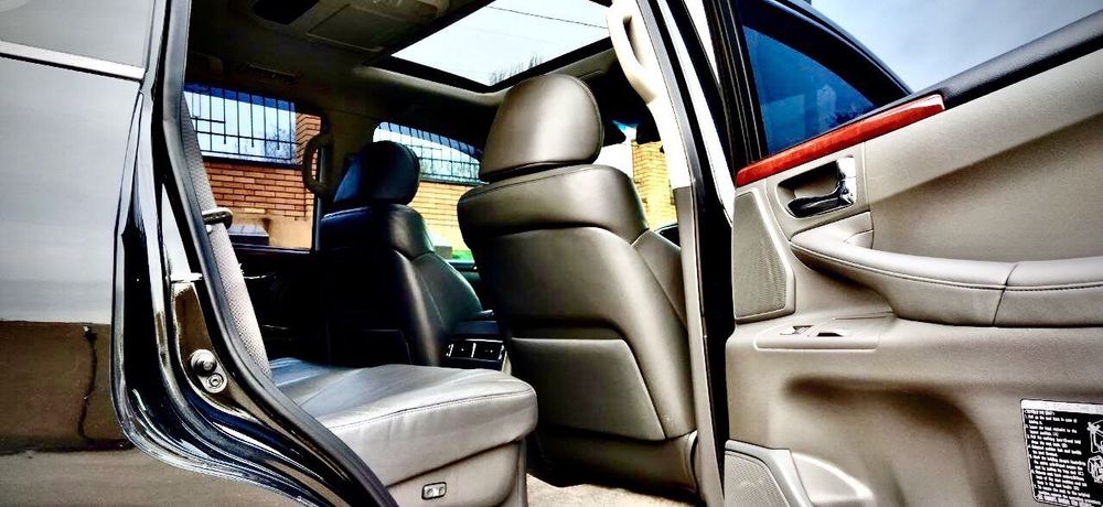 Аренда прокат авто ЛЕКСУС ЛХ 570