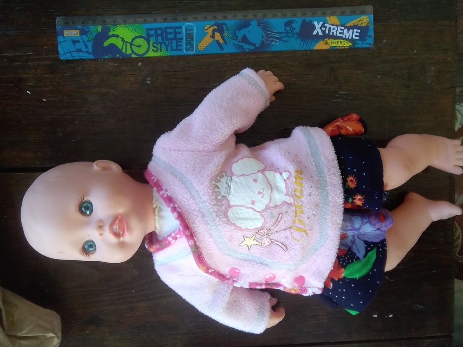 Игрушки. Куклы. Динозавр.